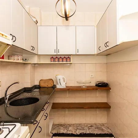 Green House - 2br Large House In Kadikoy *
